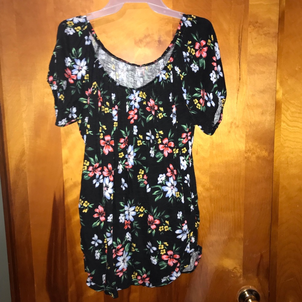 Old Navy Floral Maternity Tee XL